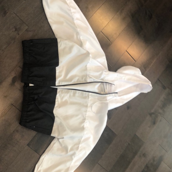 Windbreaker - Picture 2 of 2